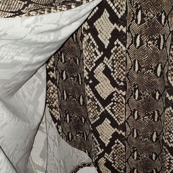 Michael Kors snakeskin skirt - Picture 6 of 6